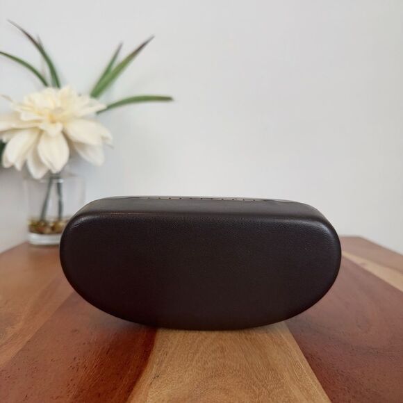 Michael kors sunglasses case - Picture 3 of 4